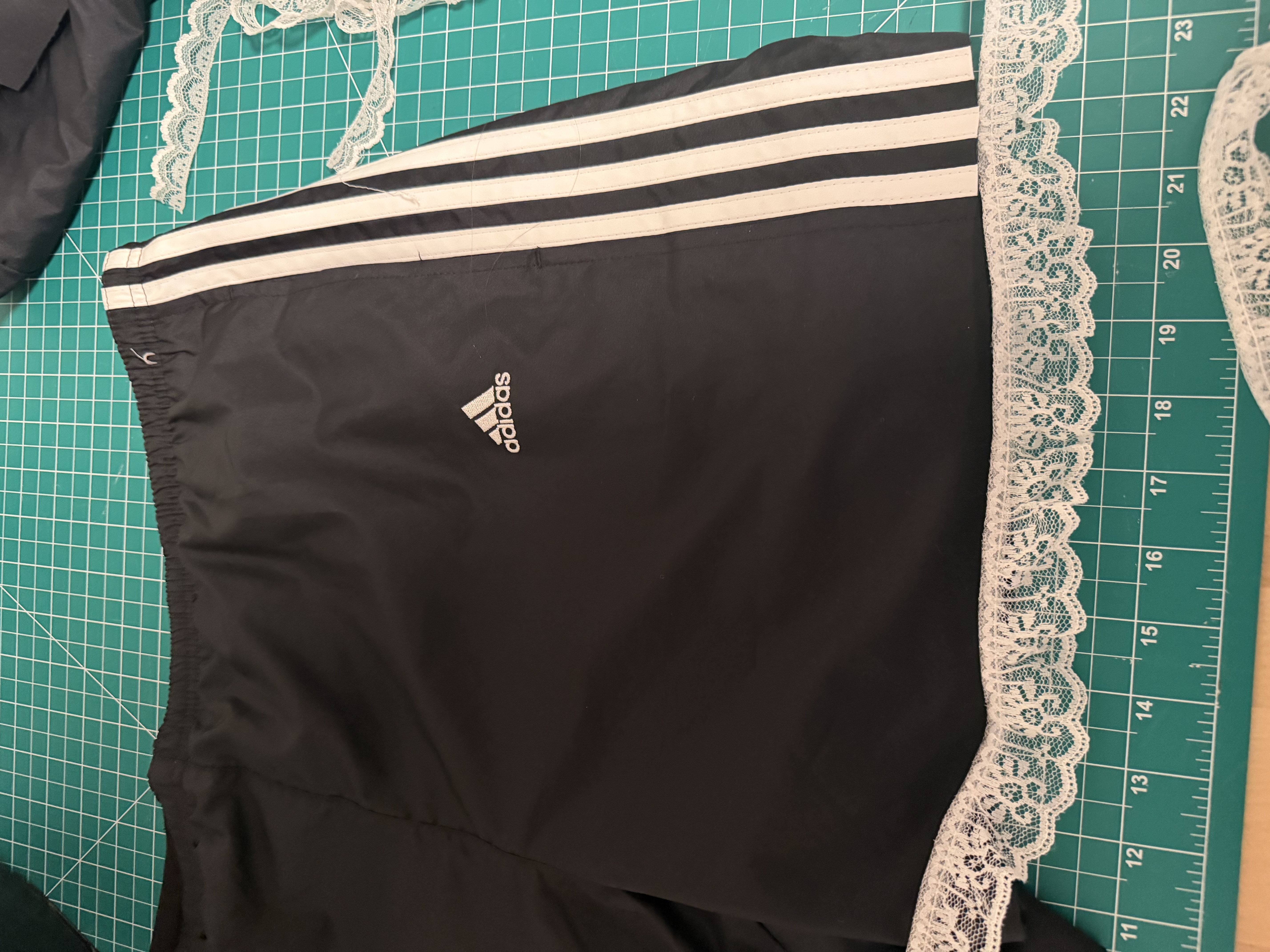 Instagram poll option 2 for lace trim